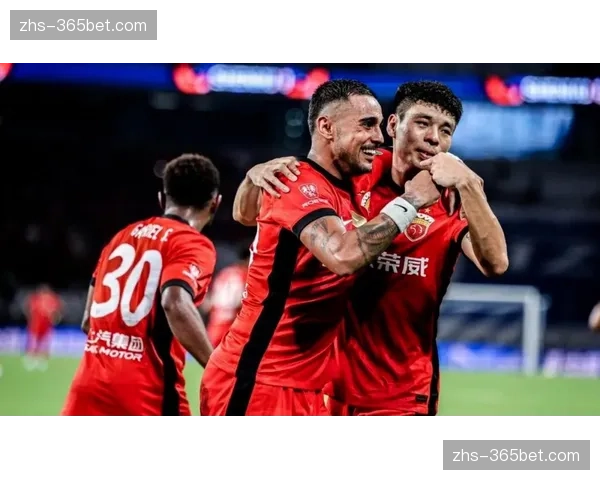 山东泰山vs上海海港前瞻：卫冕冠军与领头羊的榜首对决