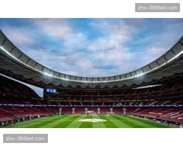 欧足联启动“欧冠校园”计划,将在决赛举办地伦敦展开青少年足球活动 欧足联启动“欧冠校园”计划,将在决赛举办地伦敦展开青少年足球活动